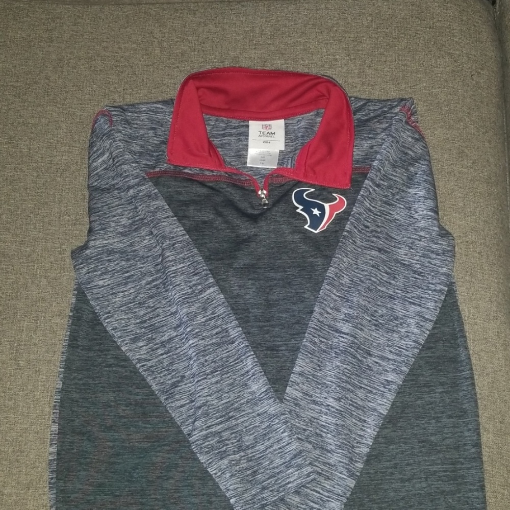 Texans boys long sleeved pullover with zipper